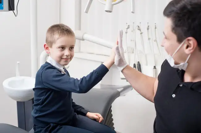 5 BENEFITS OF DENTAL SEALANTS FOR CHILDREN
