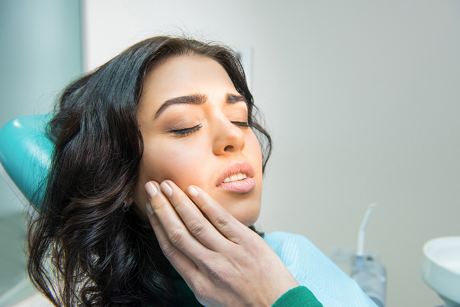 How Long Does It Take to Heal After a Tooth Extraction?